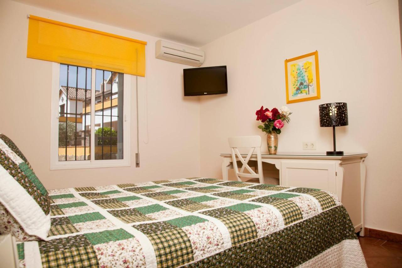 Hostal Los Pinos Саора Экстерьер фото