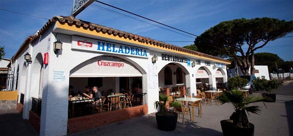 Hostal Los Pinos Саора Экстерьер фото