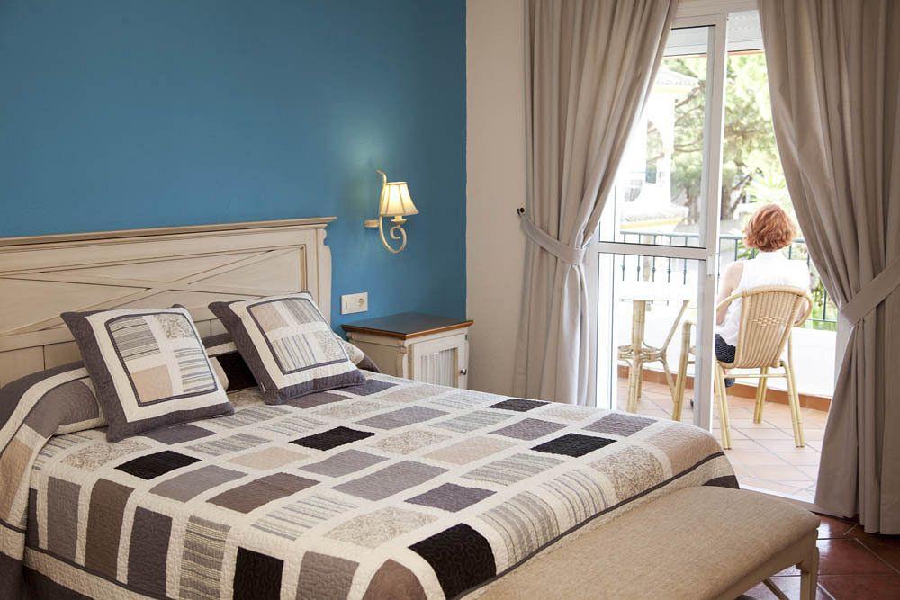 Hostal Los Pinos Саора Экстерьер фото