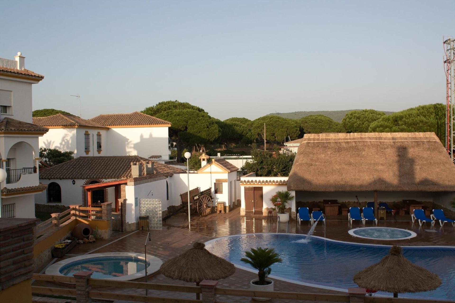 Hostal Los Pinos Саора Экстерьер фото