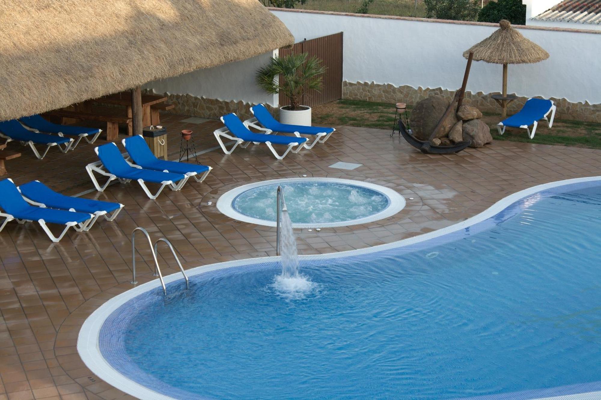 Hostal Los Pinos Саора Экстерьер фото