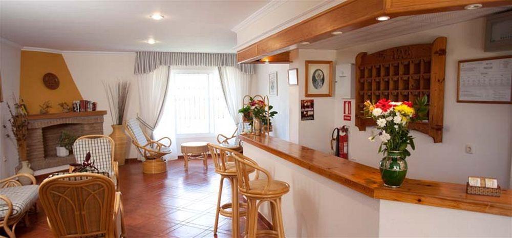 Hostal Los Pinos Саора Экстерьер фото