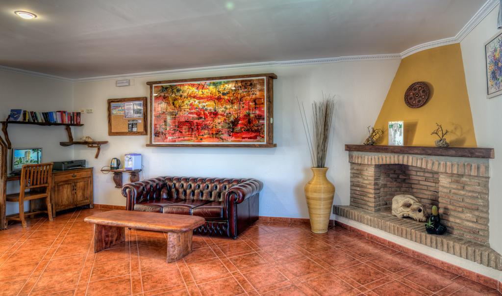 Hostal Los Pinos Саора Экстерьер фото