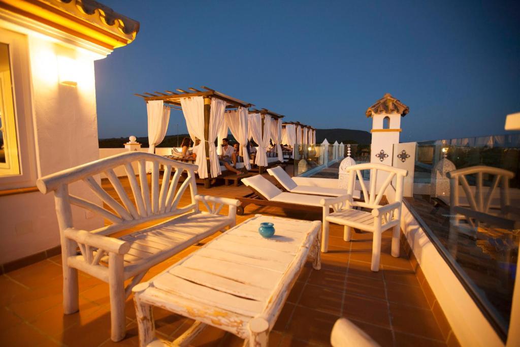 Hostal Los Pinos Саора Экстерьер фото